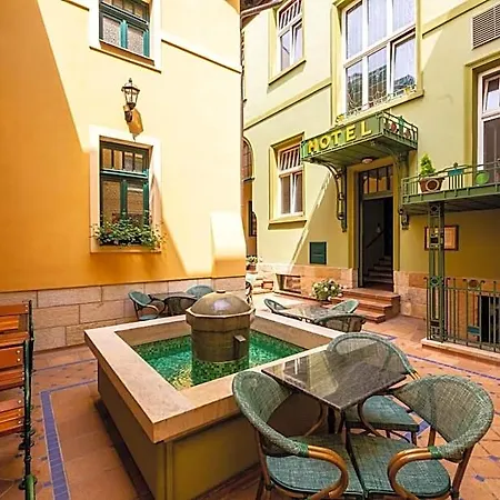 Hotel Grand Praha Jičín