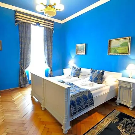 Grand Praha 4*