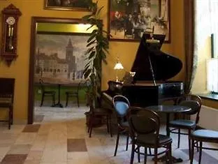 Grand Praha מלון 4*