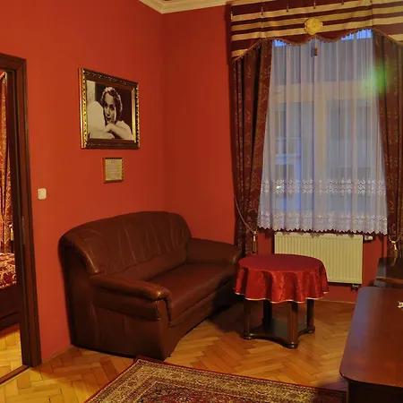 Grand Praha מלון 4*
