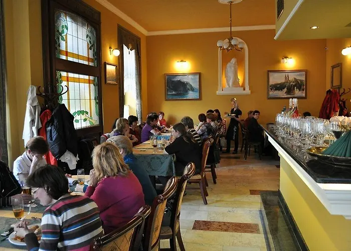מלון Grand Praha Jičín