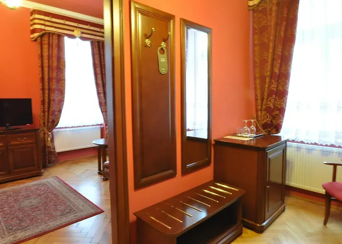 מלון Grand Praha Jičín