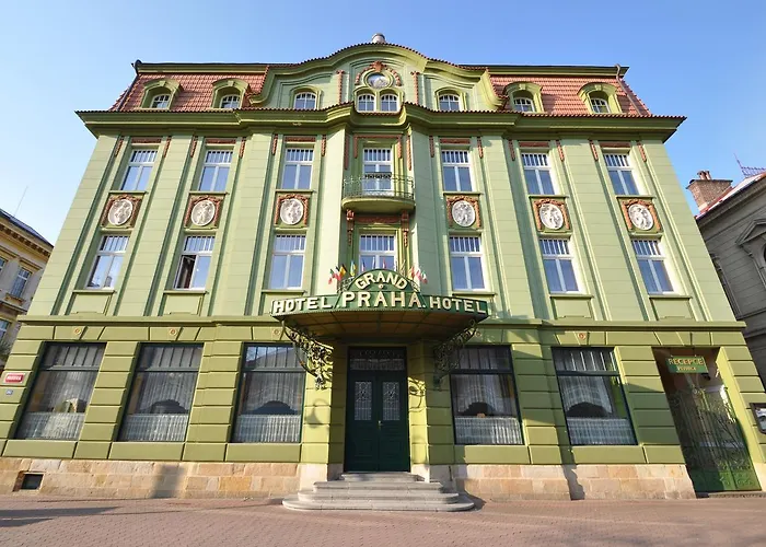מלון Grand Praha Jičín